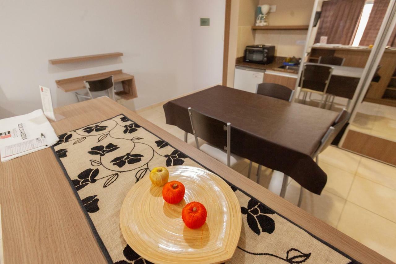 Apart Hotel Rivadavia 815 Neuquén Εξωτερικό φωτογραφία